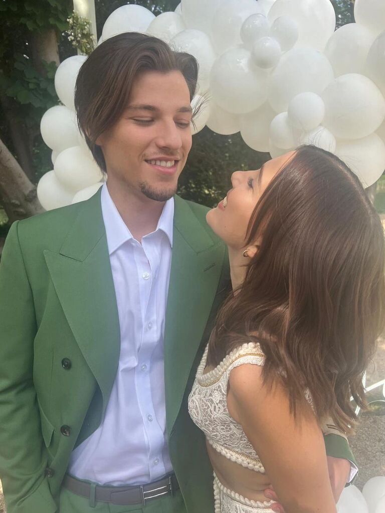 Millie Bobby Brown & Jake Bongiovi Are Married: Wedding Details