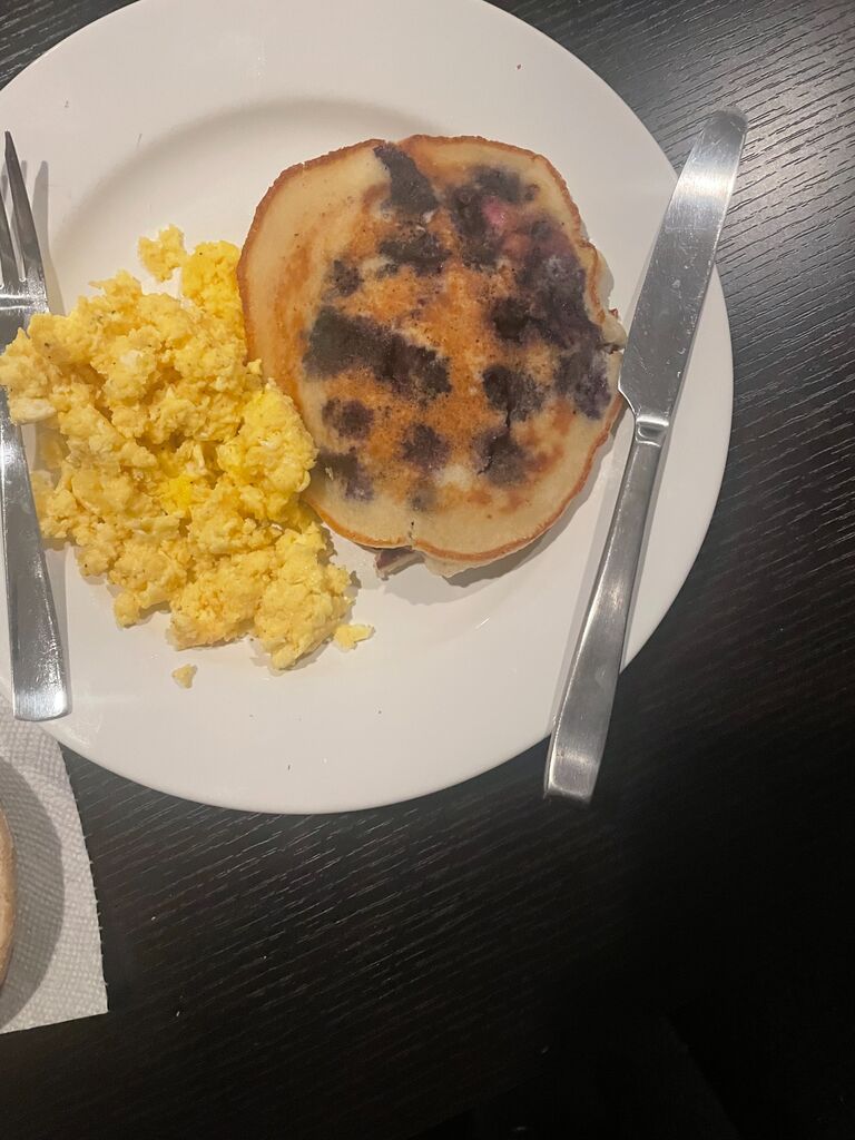 Jeremy shared a treasured childhood memory of enjoying fresh blueberry pancakes. 🥞🫐 Inspired by his story, Danielle headed to the market to gather all the necessary ingredients. 🛒 The result was a hit—Jeremy loved them! 😋 Now, blueberry pancakes have become a regular breakfast item in their home, a delicious tradition that brings a taste of nostalgia and love to their mornings. 💖