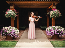 Emily Abrams - Violinist - Monroe, MI - Hero Gallery 1