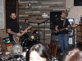 Viper & The Deckhands - Cover Band - La Verne, CA - Hero Gallery 1
