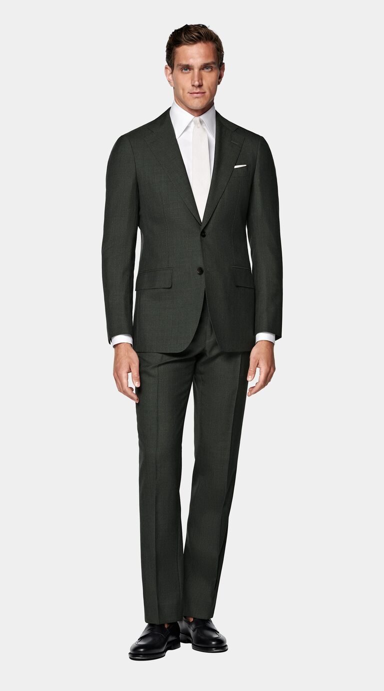 Do You Know What Black-Tie-Optional Attire Looks Like?