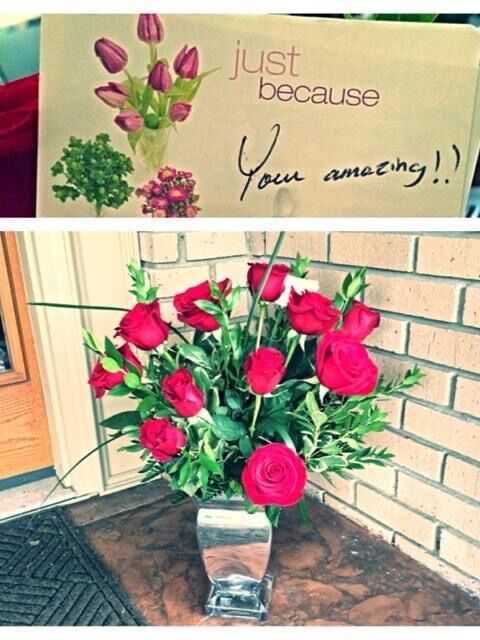 We officially started dating in 2014! A surprise flower delivery & a cute dinner date. Back then we made it “fb official” later that night. (lol he used the wrong “you’re” in his sweet note..)