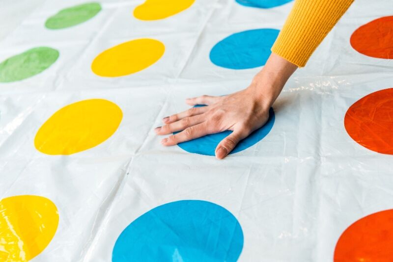 90s themed birthday party - Twister