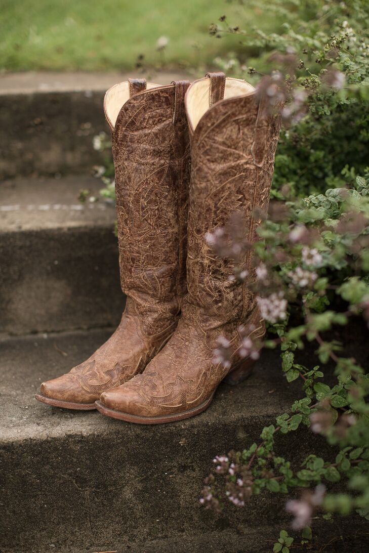 elegant cowboy boots