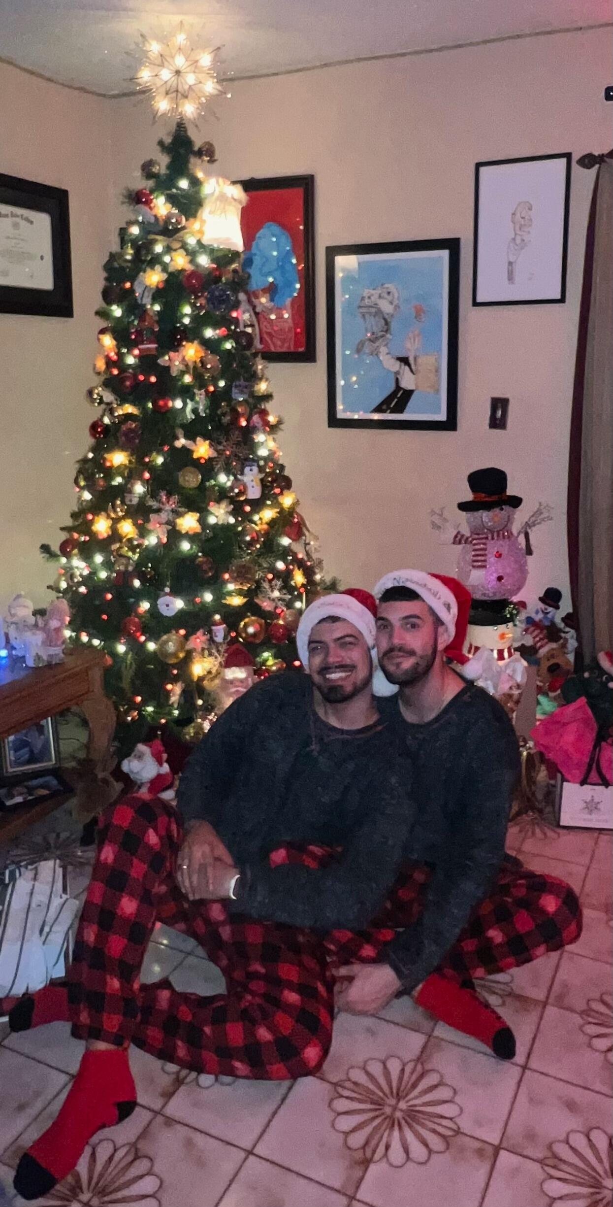 Our first Christmas / Nuestra primera Navidad