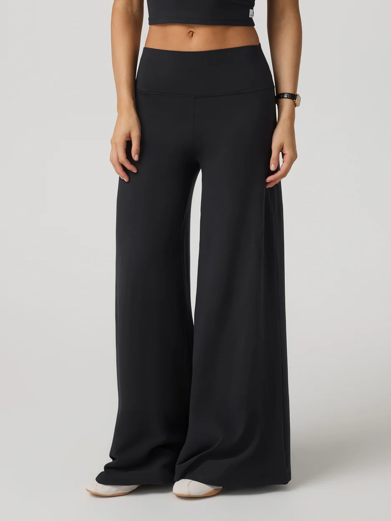 Vuori black wide-leg pants