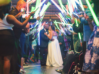 Star Wars wedding idea for portraits with lightsabers