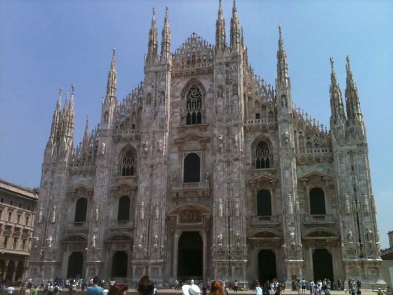 Darcy was in Milan, Italy. Nick was in Chicago.

Distance: 4,527 miles