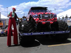 Absolute Entertainment - Stilt Walker - Fort Lauderdale, FL - Hero Gallery 1