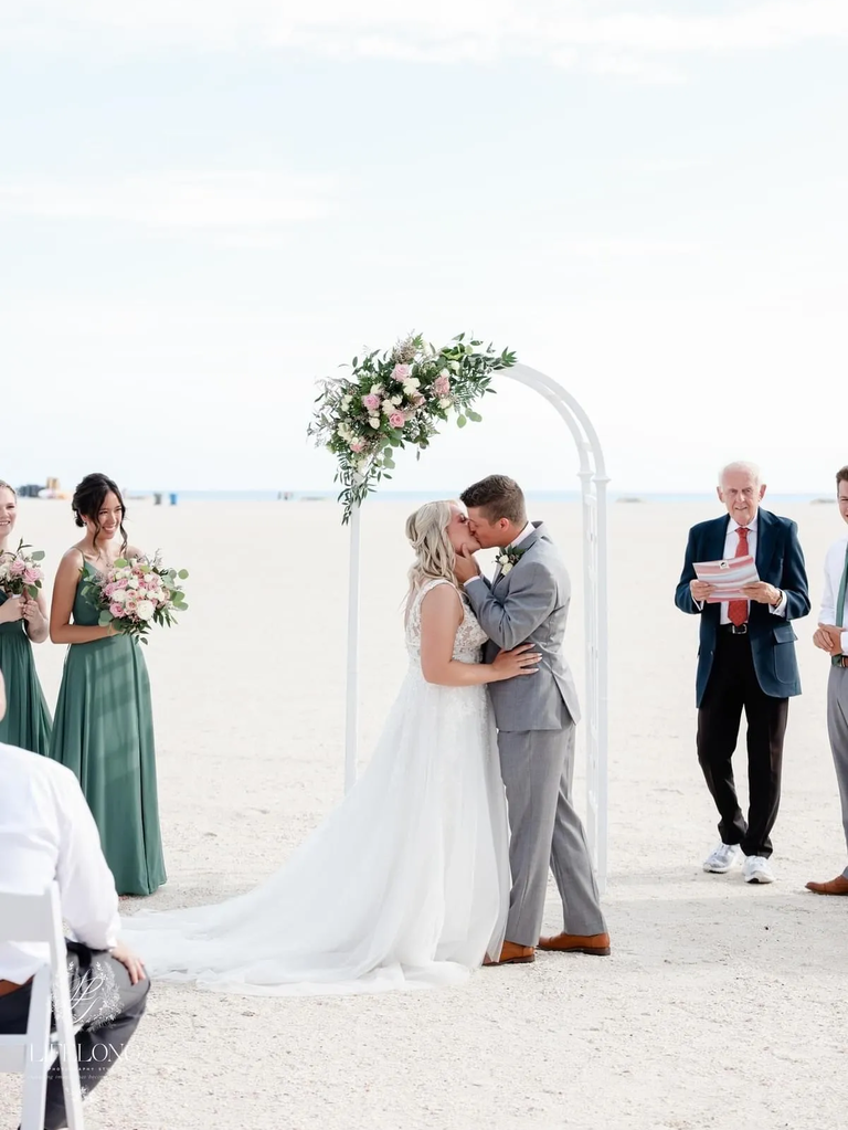 Thunderbird Beach Resort for the best beach wedding venue