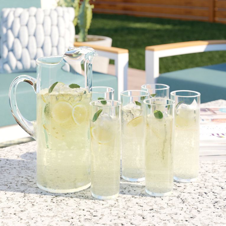 Glass lemonade jug and glasses