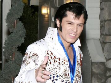 VEGAS’ #1ELVIS-HEART OF THE KING-FRANKIE CASTRO - Elvis Impersonator - Las Vegas, NV - Hero Main