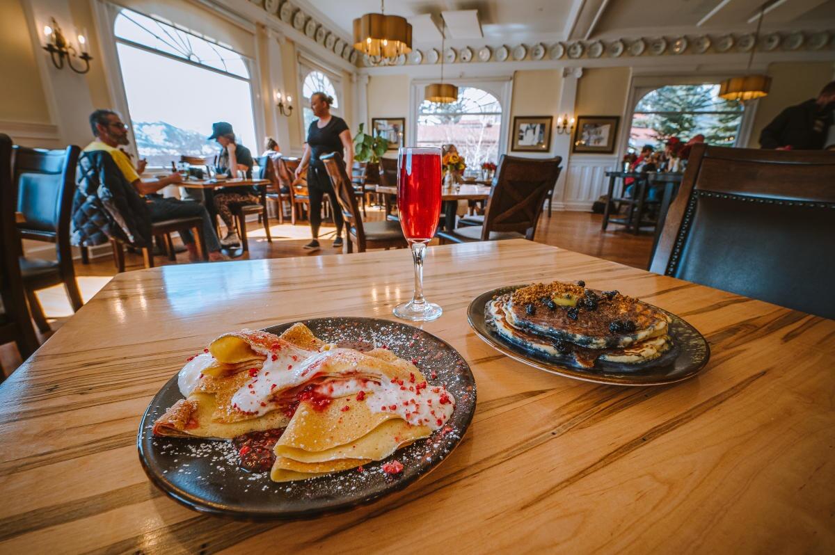 10:30AM-12:00pm:  The other highly recommended brunch option, Brunch and Co. Located in The Lodge next to the Stanley Hotel, serving a more elevated menu and atmosphere.