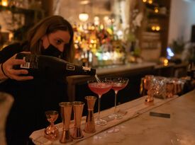 Sips Mobile Cocktails - Bartender - Toronto, ON - Hero Gallery 2