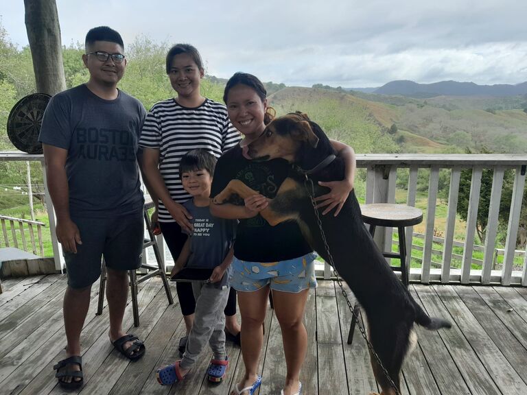Visiting Pete's farm kingdom with Benny's family