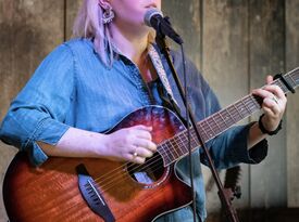Helen Campbell - Acoustic Guitarist - Greenville, SC - Hero Gallery 4