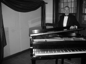 Jonathan Hand - Pianist - Elmhurst, IL - Hero Main