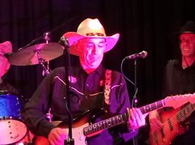 Silvertown Country Music - Country Band - Huntington Beach, CA - Hero Gallery 3