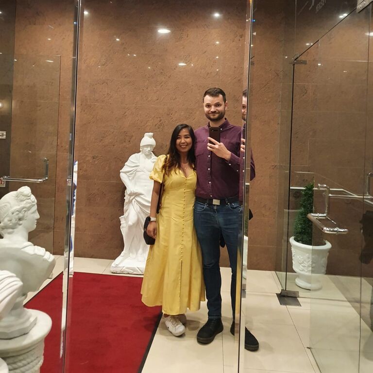 Finding a big mirror