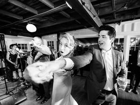 Spotlite Band - Dance Band - New York City, NY - Hero Gallery 4
