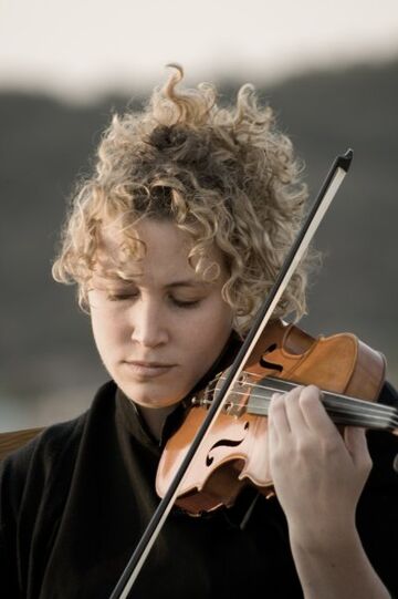 Hilletje Bashew - Violinist - Los Angeles, CA - Hero Main