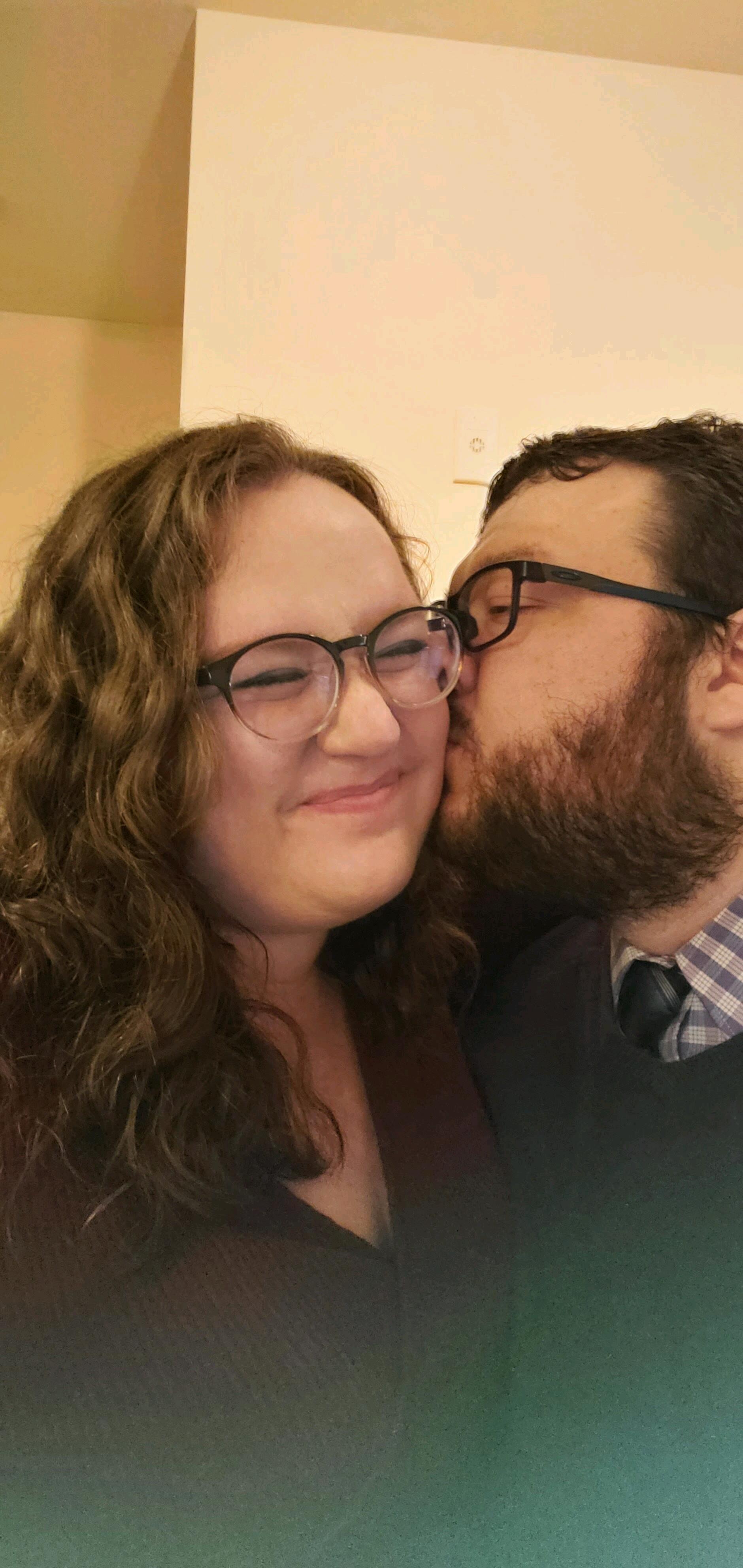 When you know, you know!
Abby and Nick first start talking to each other on Halloween night in 2021 and are officially a couple by early December. 
