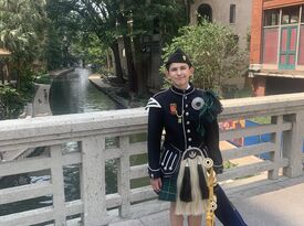 Max Steele Bagpiper - Bagpiper - San Antonio, TX - Hero Gallery 1