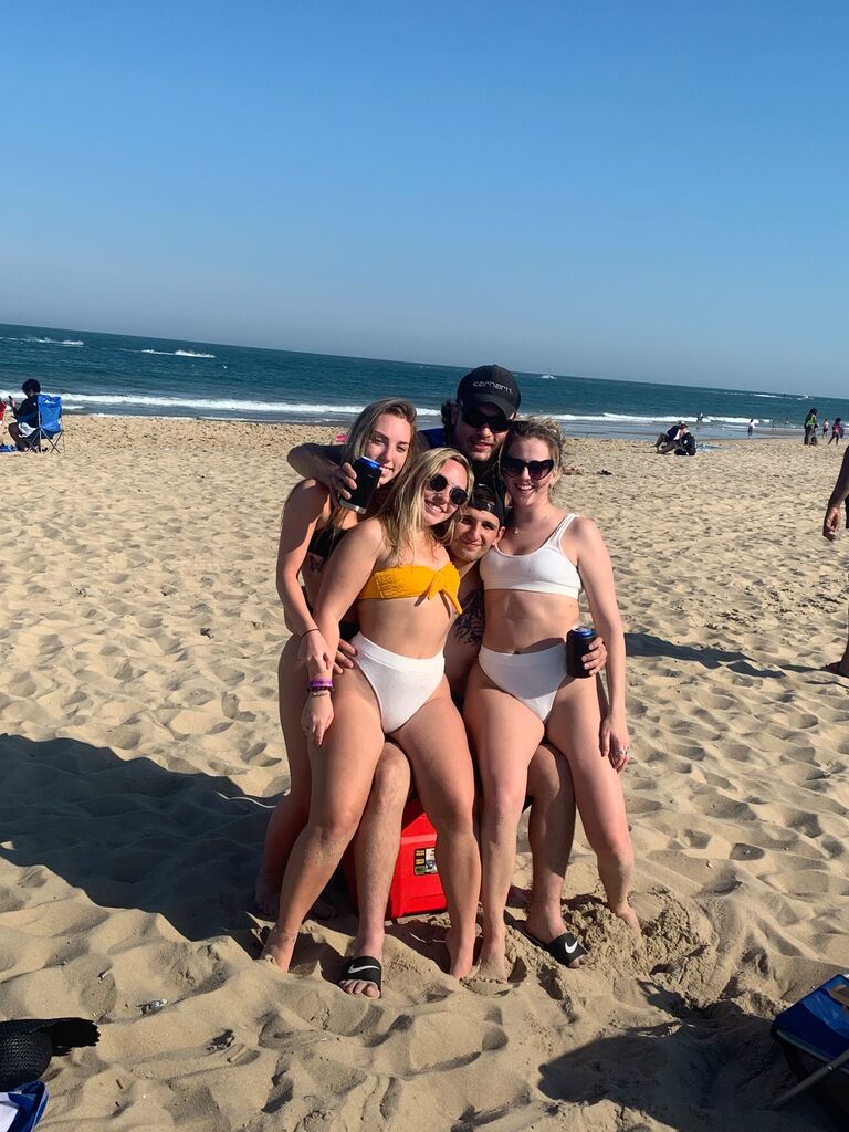The two bumped into each other again on a night out, and decided to book a spontaneous trip to the beach with friends the next day. Once they returned from their trip, Cassidy asked Zack out on a date.  