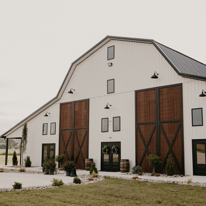 The Whitestone Barn | Reception Venues - The Knot