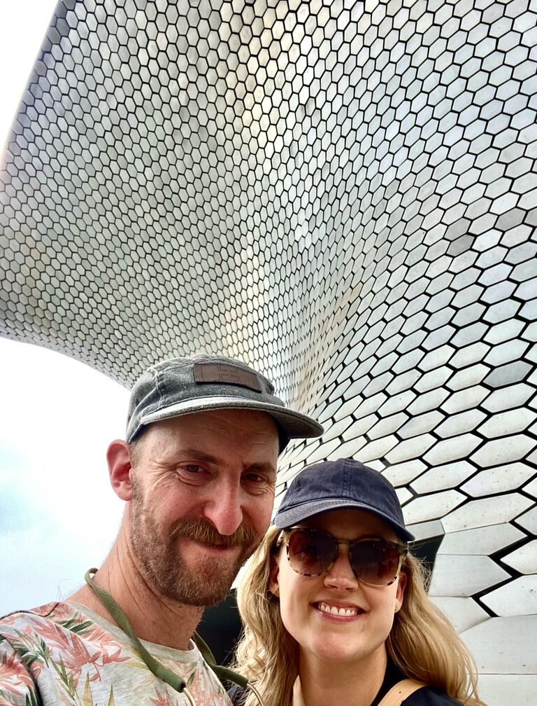 Outside El Museo Soumaya in Mexico City. We both have such different backgrounds, but art has a way of always bringing us together. 