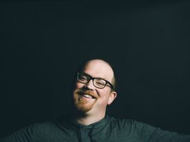 Nathan Hults - Stand Up Comedian - Sioux Falls, SD - Hero Gallery 4