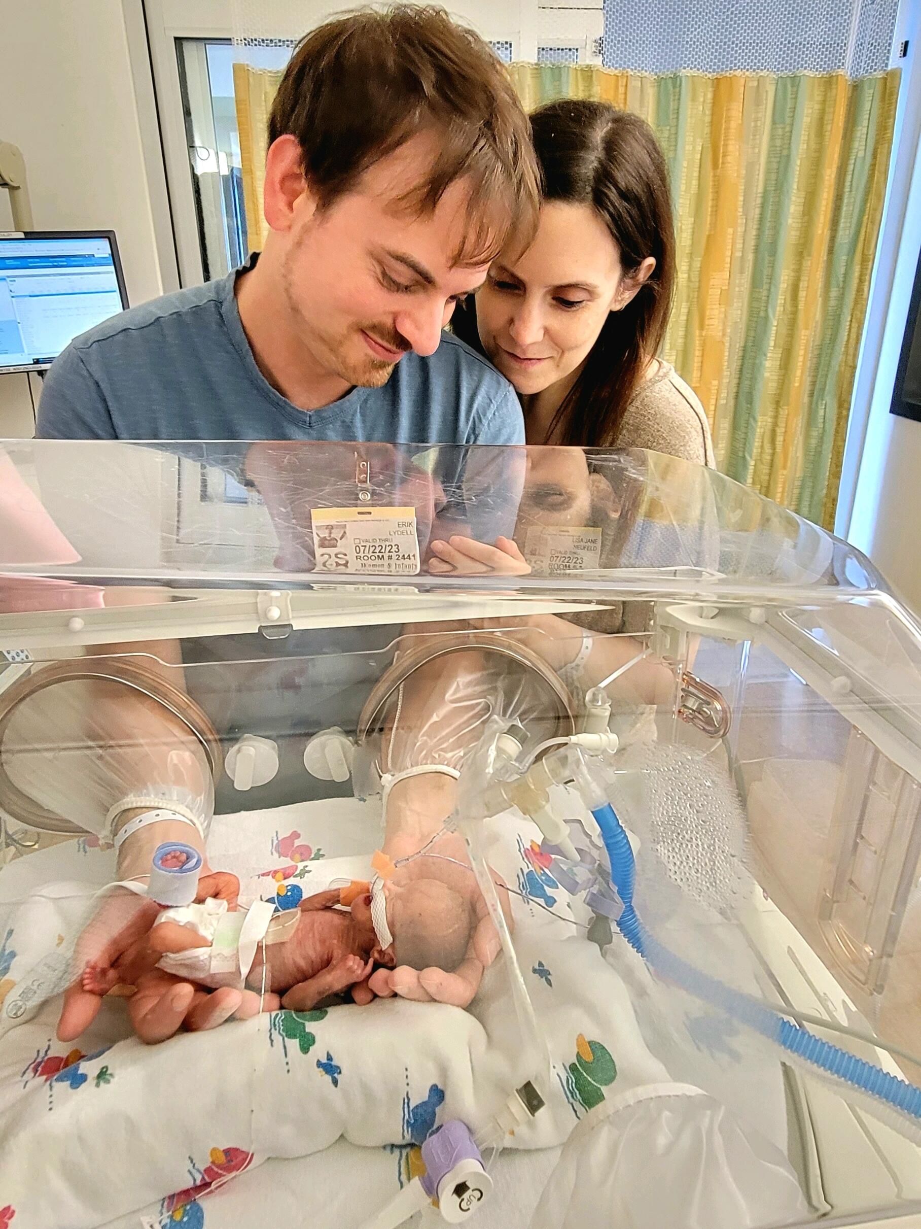 We became a family of 3. 👶🏻