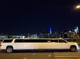 Legendary Limousines - Event Limo - Brooklyn, NY - Hero Gallery 4