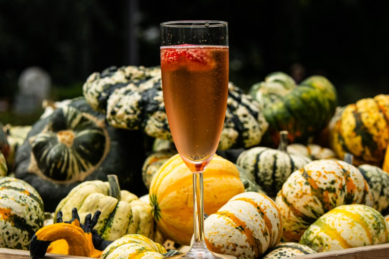 Fall party ideas - pumpkins & prosecco