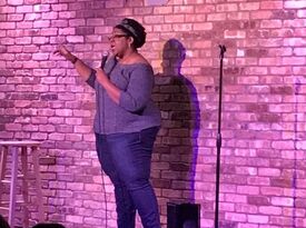 Dee Watson - Clean Comedian - Albany, NY - Hero Gallery 1
