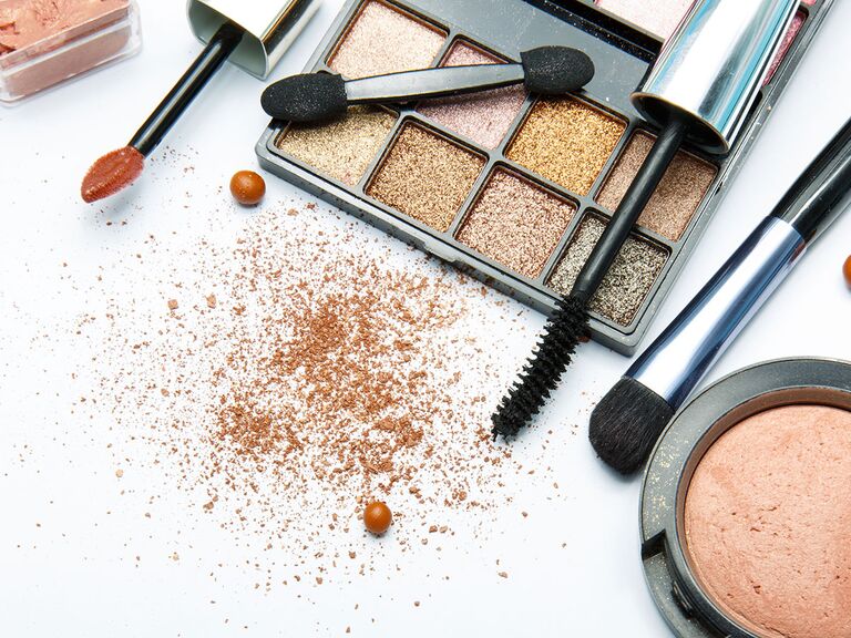 5 Essential Makeup Items for Every Makeup Bag