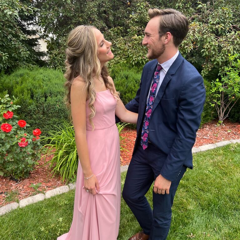 Lizzy knew Thomas would be able to put up with her for a long time after baking 250 cupcakes together for her brother’s wedding that summer. The rest of the break was spent in Denver going to fairs, hiking mountains, and giving Lizzy the opportunity to know Thomas’s family better.