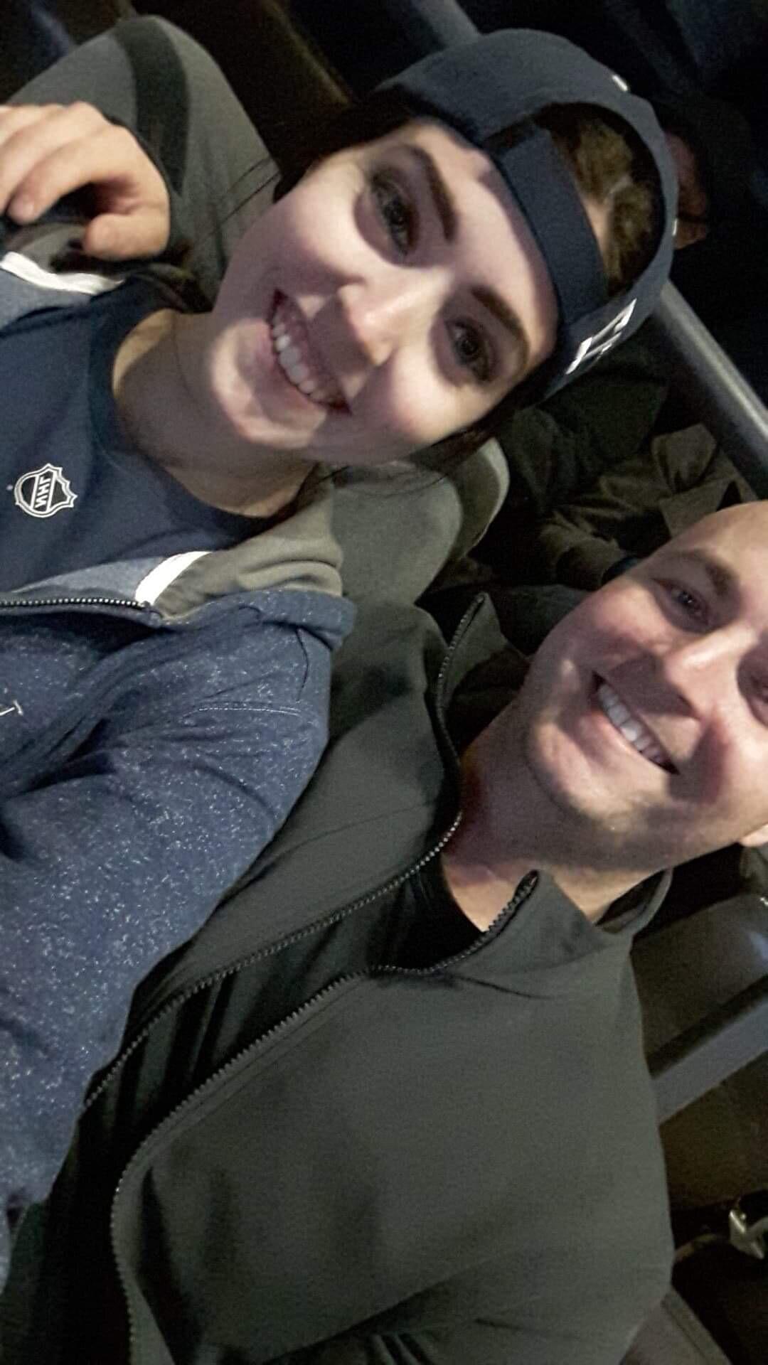 Jocelyn and Chad started dating long distance while Jocelyn lived in Windsor and Chad in Toronto