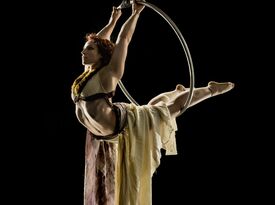 Lyra Levin - Circus Performer - San Francisco, CA - Hero Gallery 2