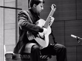 Mitchell Green Classical Guitarist - Classical Guitarist - Chicago, IL - Hero Gallery 3