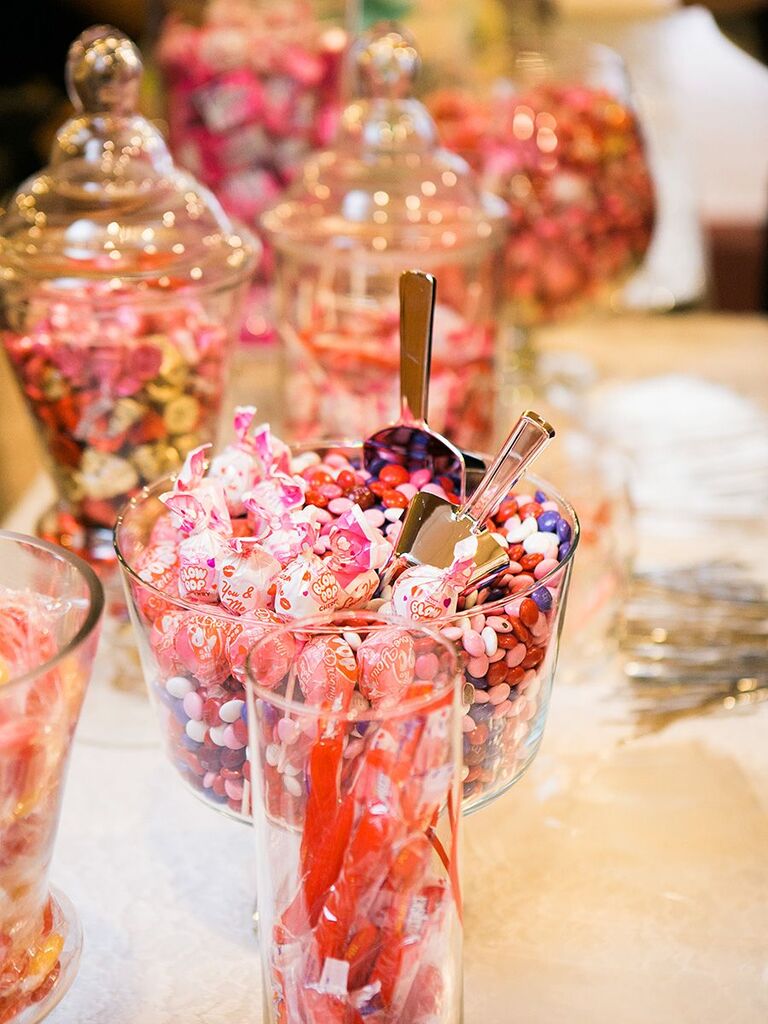 Wedding Candy Bar - sweet and aesthetic - :: Wedding blog