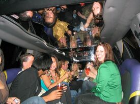 A1 Limousine & Buses Group - Event Limo - Chicago, IL - Hero Gallery 4