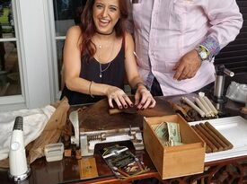 Honor Cigars - Cigar Roller - Atlanta, GA - Hero Gallery 3