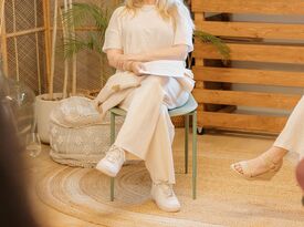 Joanna Brewster | Heart Talks- EQ and Wellbeing - Corporate Speaker - Vancouver, BC - Hero Gallery 2