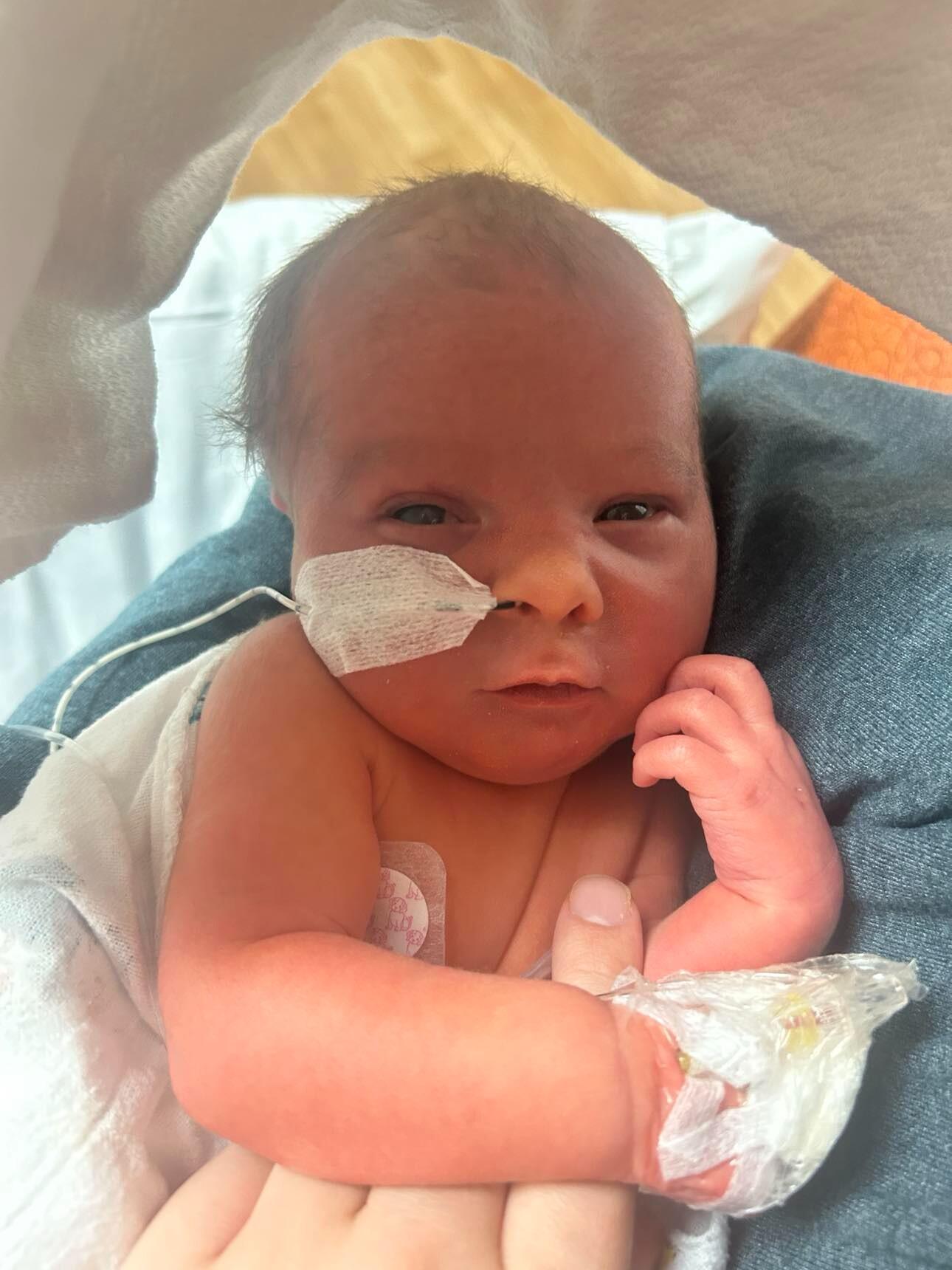 Mister Carter Dean was born 💙