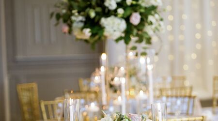 White and Gold Table Decorations