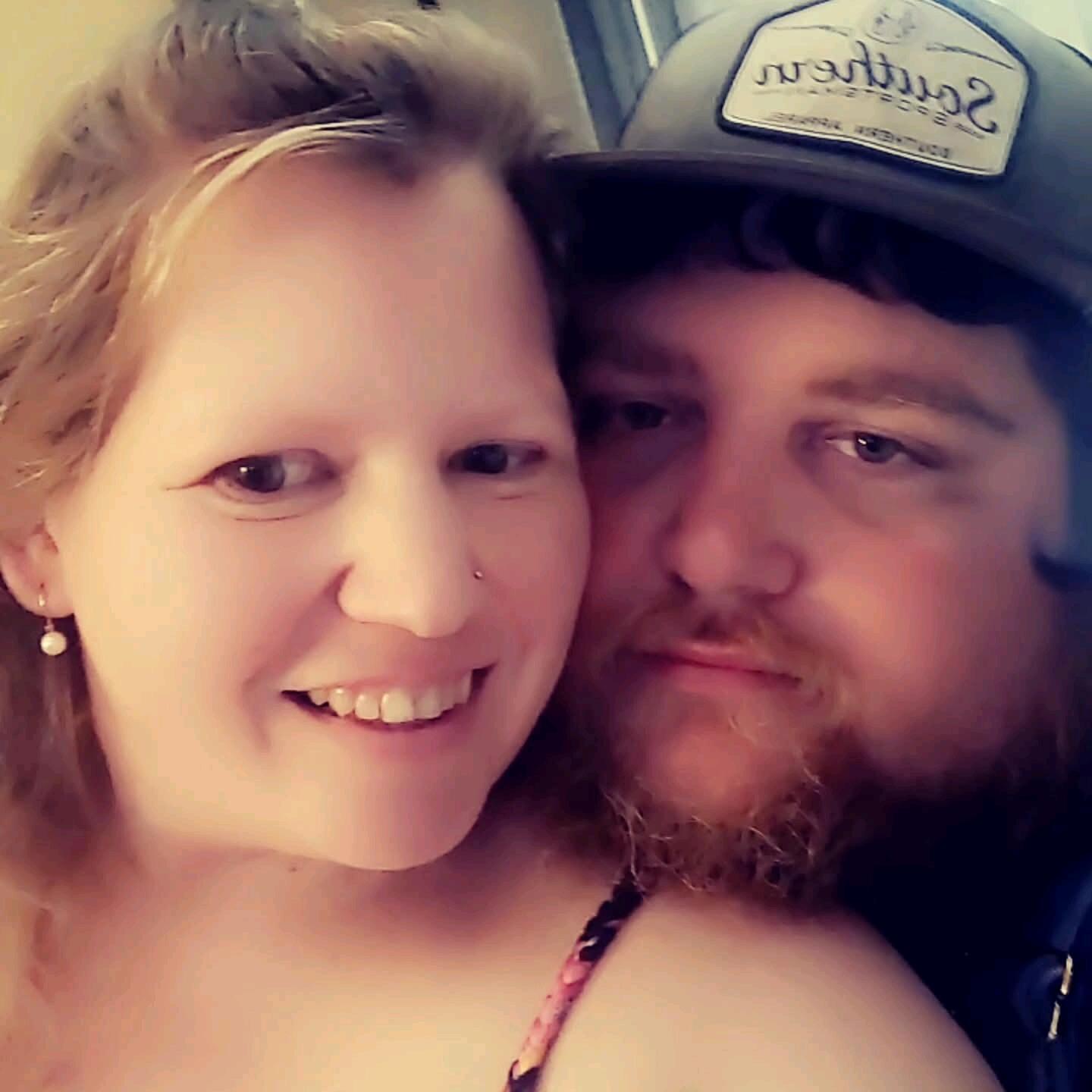 We become officially bf/gf 🤩 