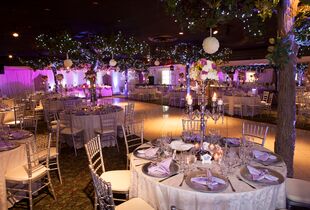 Purple-Hued Timeless Wedding in Chicago, Illinois - Inside Weddings