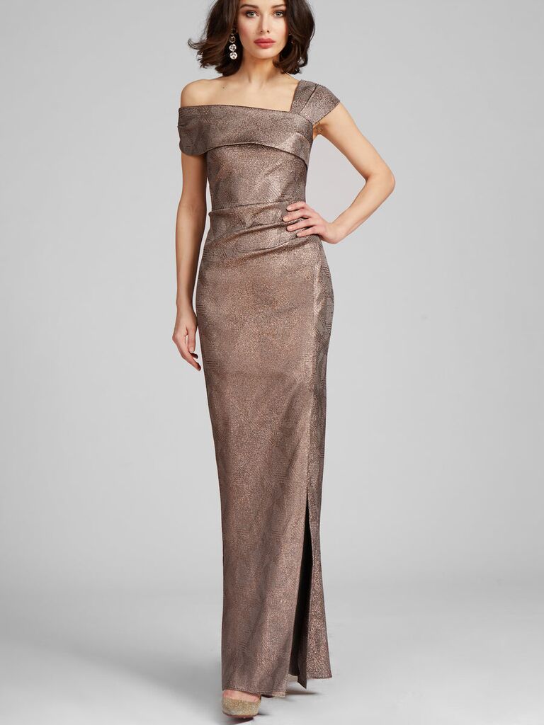 15 Stylish Winter Mother of the Bride Dresses To Shop Now
