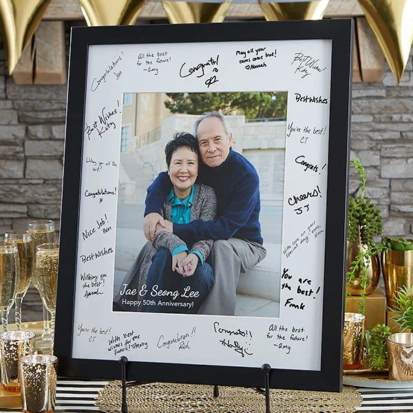 Signature frame from Personalization Mall for your parents' wedding anniversary